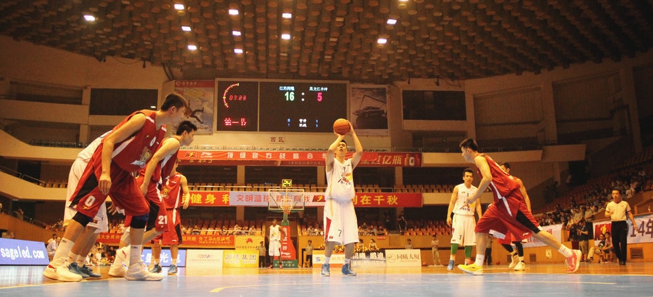 统宽站边锋 统宽站边锋